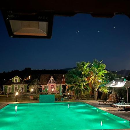 Seyyah Cafe Bungalows Aliaga Esterno foto